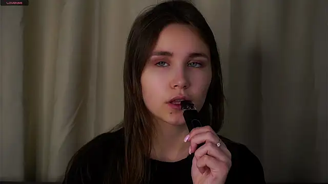 Snapshot of EthalFlowers chatting on November 26, 10:55 pm EthalFlowers online show from November 26, 10:55 pm