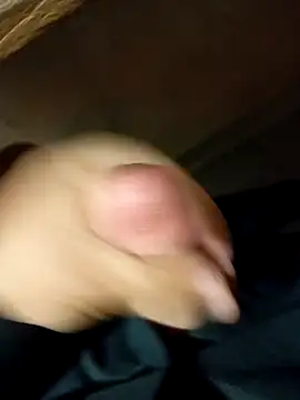 Snapshot of Yona-67 chatting on November 23, 1:05 am Yona-67 online show from November 23, 1:05 am