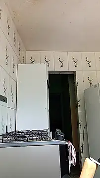 indiazinhabella27 online show from February 5, 5:28 pm