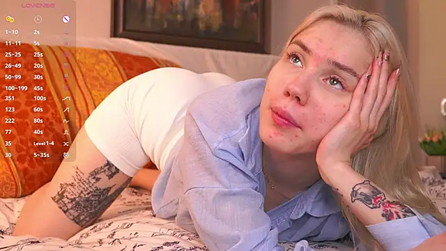 LilianBenskin online show from November 27, 5:53 am