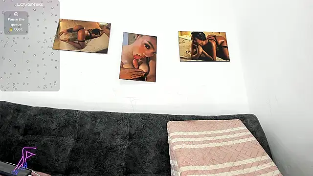 mishell- online show from November 28, 6:43 pm