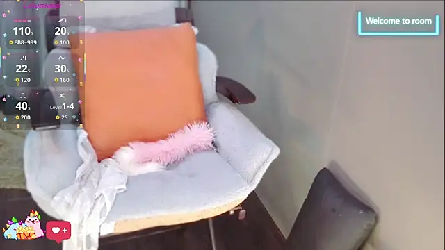 Snapshot of LINLIN-2025 chatting on October 23, 2:05 pm LINLIN-2025 online show from October 23, 2:05 pm