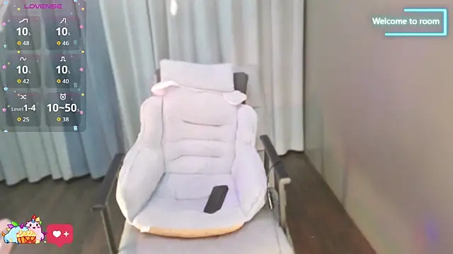 Snapshot of LINLIN-2025 chatting on October 30, 2:07 pm LINLIN-2025 online show from October 30, 2:07 pm