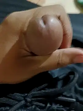 Snapshot of zayaan0 chatting on November 12, 5:57 pm zayaan0 online show from November 12, 5:57 pm