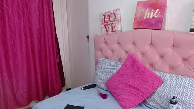 Emma-Flowers online show from October 8, 7:11 pm