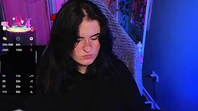 Snapshot of Dark_Shine chatting on October 25, 5:59 am Dark Shine online show from October 25, 5:59 am