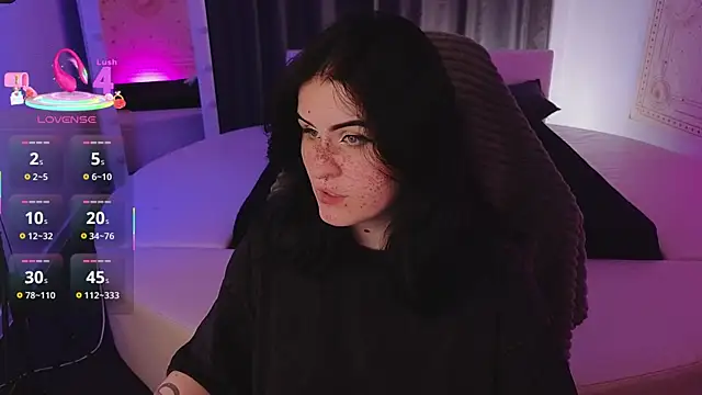 Snapshot of Dark_Shine chatting on November 13, 6:01 am Dark Shine online show from November 13, 6:01 am