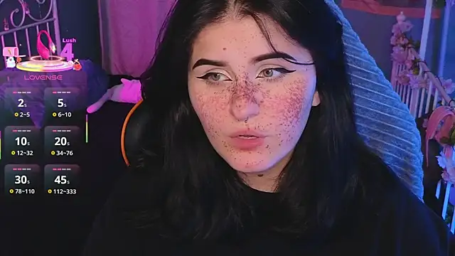 Snapshot of Dark_Shine chatting on November 20, 6:13 am Dark Shine online show from November 20, 6:13 am