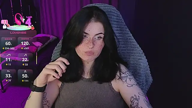 Snapshot of Dark_Shine chatting on December 5, 1:52 pm Dark Shine online show from December 5, 1:52 pm