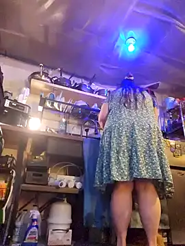 Snapshot of Love86Emily chatting on January 9, 3:44 pm Love86Emily online show from January 9, 3:44 pm