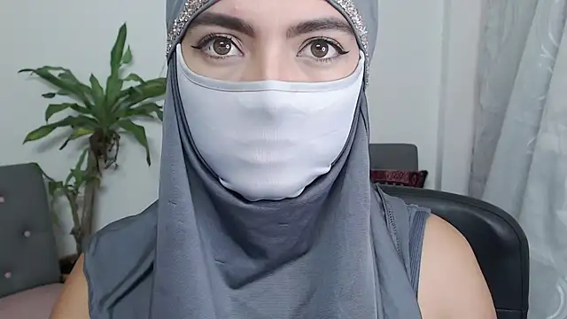 Snapshot of jade_nassar chatting on November 20, 4:40 pm jade nassar online show from November 20, 4:40 pm