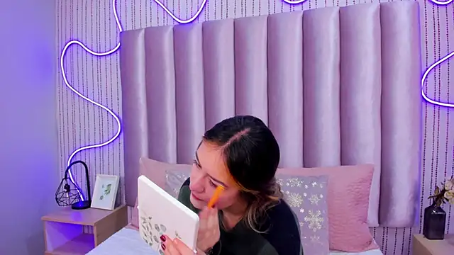 SamanthaPeachss online show from November 7, 11:54 am