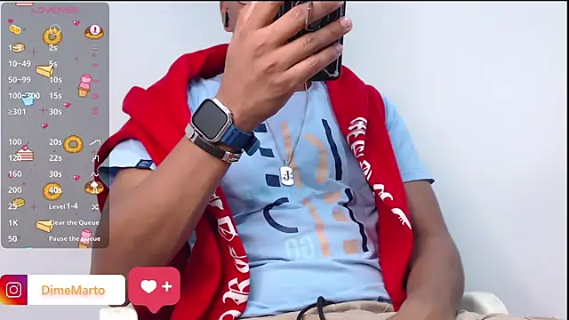 Snapshot of mike_black_22 chatting on October 20, 6:52 pm mike black 22 online show from October 20, 6:52 pm