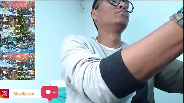 Snapshot of mike_black_22 chatting on November 28, 3:58 pm mike black 22 online show from November 28, 3:58 pm