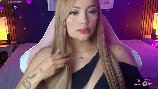 Snapshot of _meliblue chatting on October 16, 7:37 pm meliblue online show from October 16, 7:37 pm