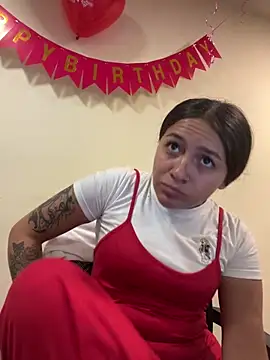 Alyha Cortes online show from March 31, 1:22 pm