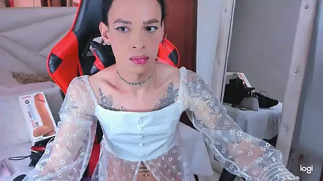 sara slut21 online show from December 10, 5:33 pm