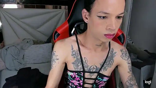 sara slut21 online show from December 11, 5:04 pm