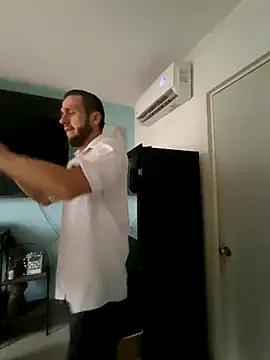 Alexitho25 online show from October 8, 10:29 pm