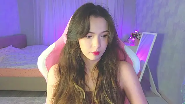 Snapshot of yuna_sunshy chatting on November 21, 12:43 am yuna sunshy online show from November 21, 12:43 am