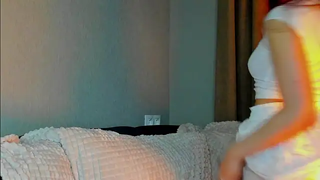 Forever Smiler online show from September 14, 8:19 pm