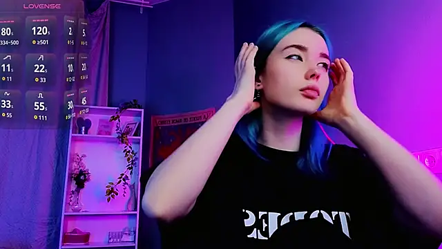 Snapshot of Kiara_Dream chatting on September 16, 8:54 pm Kiara Dream online show from September 16, 8:54 pm