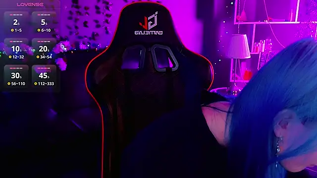 Snapshot of Kiara_Dream chatting on September 24, 8:56 pm Kiara Dream online show from September 24, 8:56 pm