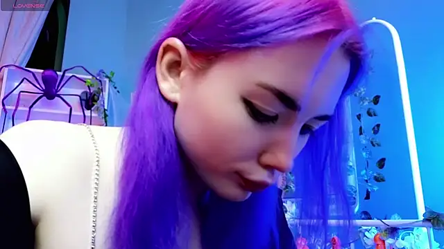 Snapshot of Kiara_Dream chatting on October 23, 9:24 pm Kiara Dream online show from October 23, 9:24 pm