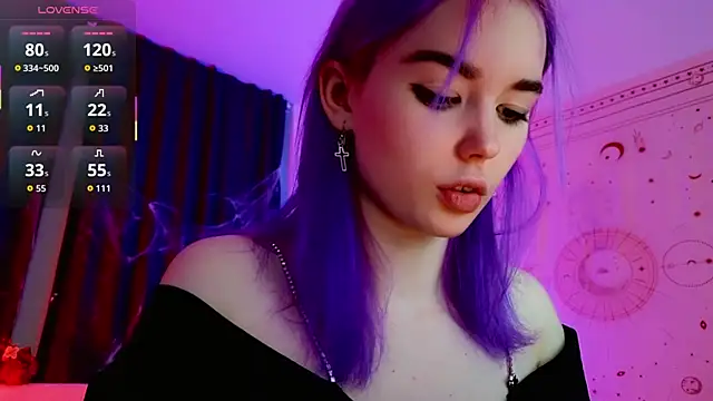 Snapshot of Kiara_Dream chatting on October 24, 6:48 pm Kiara Dream online show from October 24, 6:48 pm