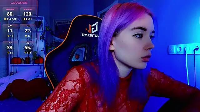 Snapshot of Kiara_Dream chatting on October 30, 9:15 pm Kiara Dream online show from October 30, 9:15 pm