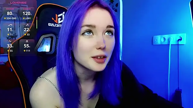 Snapshot of Kiara_Dream chatting on November 2, 9:06 pm Kiara Dream online show from November 2, 9:06 pm