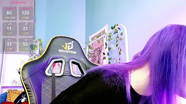 Snapshot of Kiara_Dream chatting on November 5, 9:04 pm Kiara Dream online show from November 5, 9:04 pm