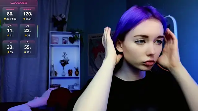 Snapshot of Kiara_Dream chatting on November 10, 9:14 pm Kiara Dream online show from November 10, 9:14 pm