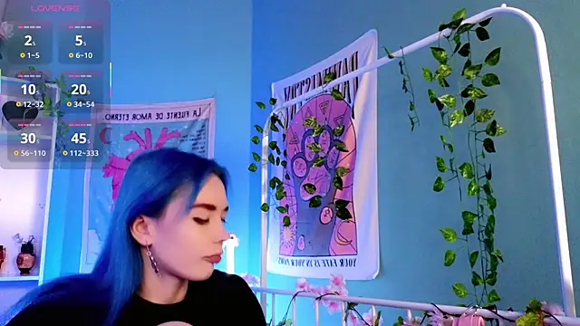 Snapshot of Kiara_Dream chatting on November 28, 8:55 pm Kiara Dream online show from November 28, 8:55 pm