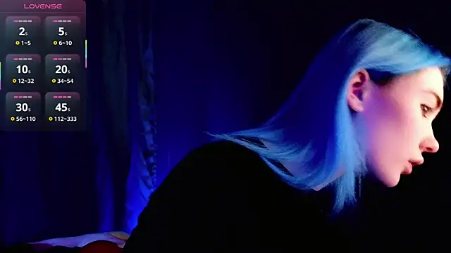 Snapshot of Kiara_Dream chatting on December 5, 9:00 pm Kiara Dream online show from December 5, 9:00 pm