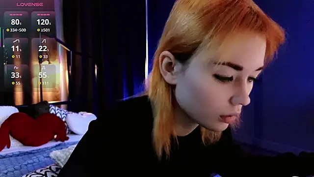 Snapshot of Kiara_Dream chatting on February 7, 9:40 pm Kiara Dream online show from February 7, 9:40 pm