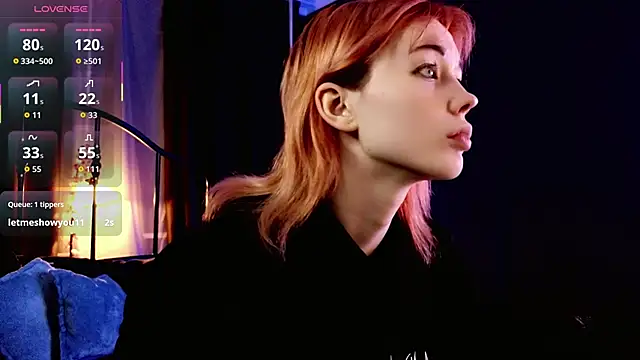 Snapshot of Kiara_Dream chatting on February 22, 9:35 pm Kiara Dream online show from February 22, 9:35 pm