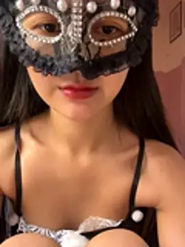 Snapshot of Mimi_love01 chatting on November 24, 8:36 am Mimi love01 online show from November 24, 8:36 am