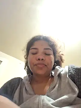 madelene online show from February 19, 2:33 am