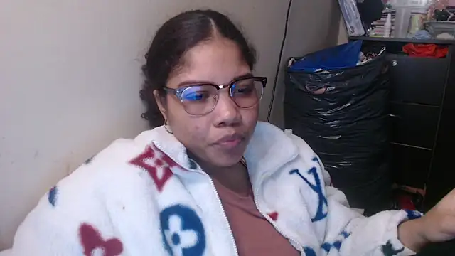 madelene online show from March 6, 10:04 pm