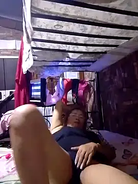 SexyHottMom online show from September 25, 7:50 pm