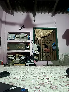 keya love online show from November 9, 7:50 am