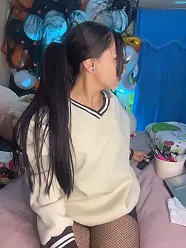 Snapshot of MiaRousexxx_ chatting on November 1, 6:26 am MiaRousexxx online show from November 1, 6:26 am