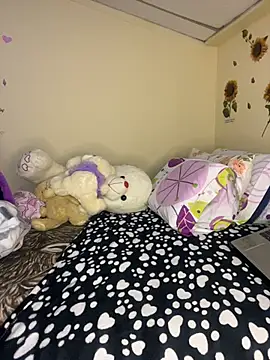 Snapshot of MiaRousexxx_ chatting on November 15, 12:41 am MiaRousexxx online show from November 15, 12:41 am