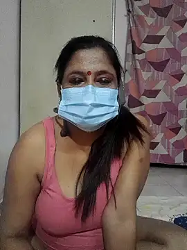 mature mimi online show from January 14, 10:10 am