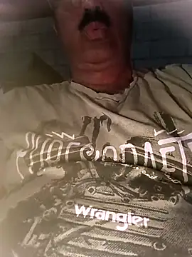 Snapshot of moonflower25 chatting on October 9, 7:45 pm moonflower25 online show from October 9, 7:45 pm