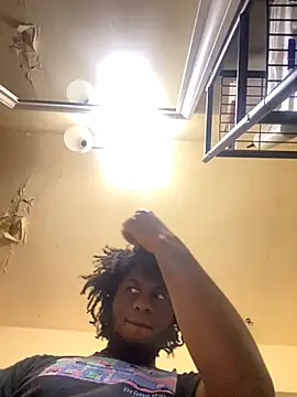 Snapshot of ThickDic28 chatting on October 10, 12:31 am ThickDic28 online show from October 10, 12:31 am