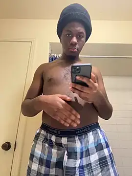 Snapshot of ThickDic28 chatting on November 10, 6:45 am ThickDic28 online show from November 10, 6:45 am