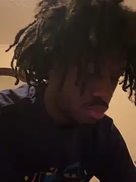 Snapshot of ThickDic28 chatting on November 27, 4:14 am ThickDic28 online show from November 27, 4:14 am