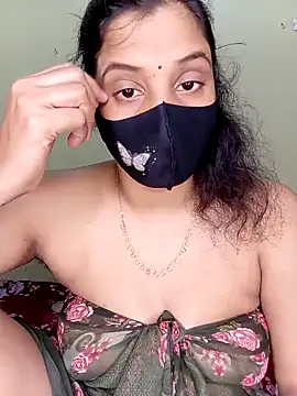 Snapshot of Rose-luckey chatting on November 11, 6:30 pm Rose-luckey online show from November 11, 6:30 pm